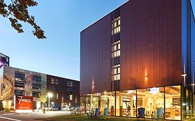 7Things - My Basic Hotel